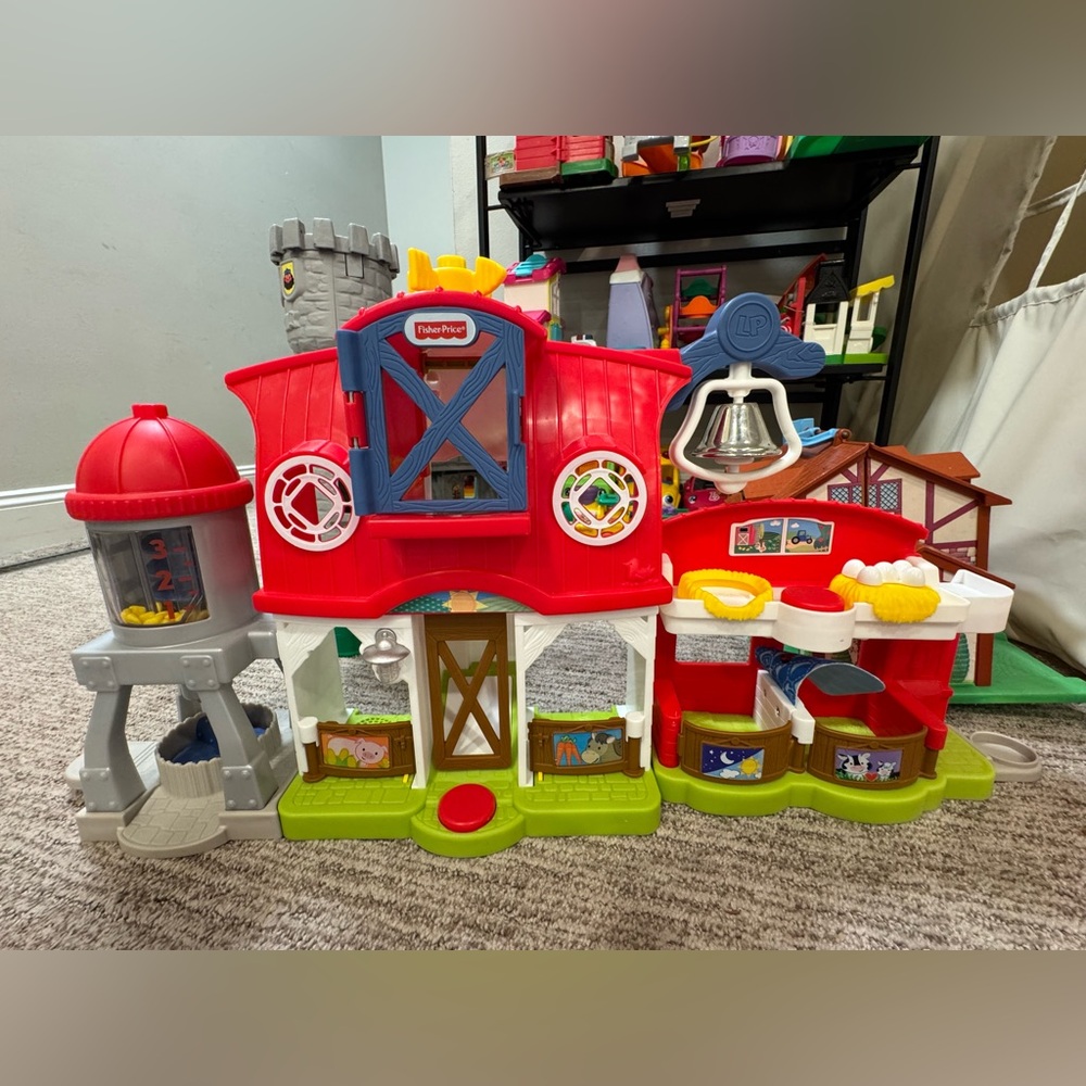 Fisher-Price LITTLE PEOPLE farm lot